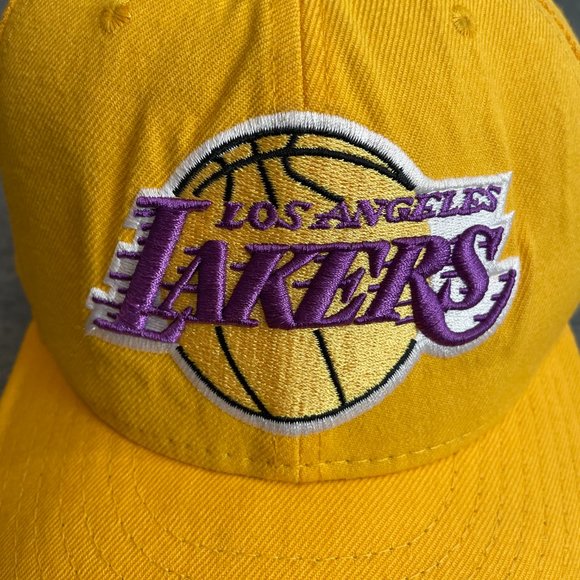 Los Angeles Lakers LAL New Era 59fifty NBA Fitted Cap Canary Yellow Purple 7 5/8 - Picture 2 of 10